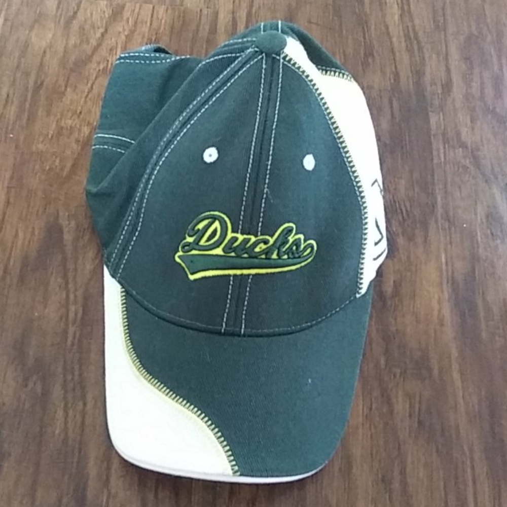 Oregon ducks hat